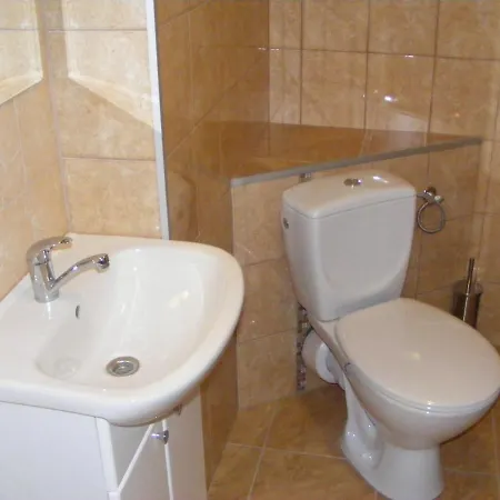 Goscinne Norbu בית אירוח *