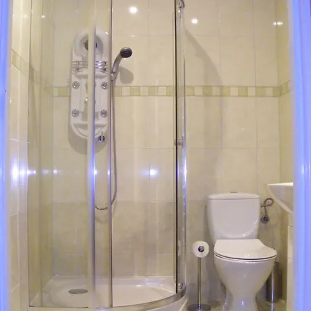 Goscinne Norbu בית אירוח *