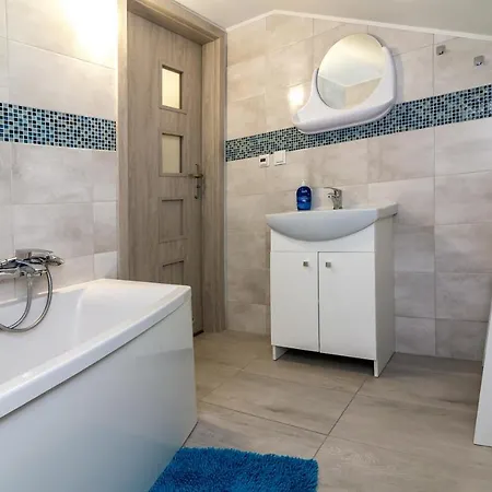 Goscinne Norbu בית אירוח *